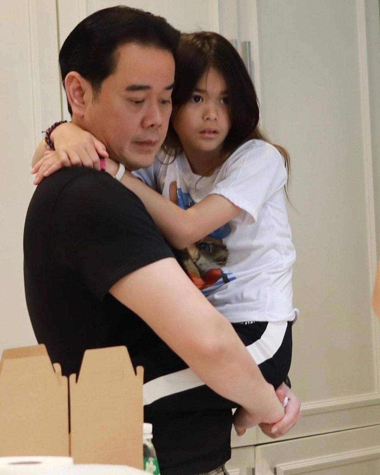 เป๊ก-น้องลียา ขอบคุณภาพจากไอจี @pegliyah