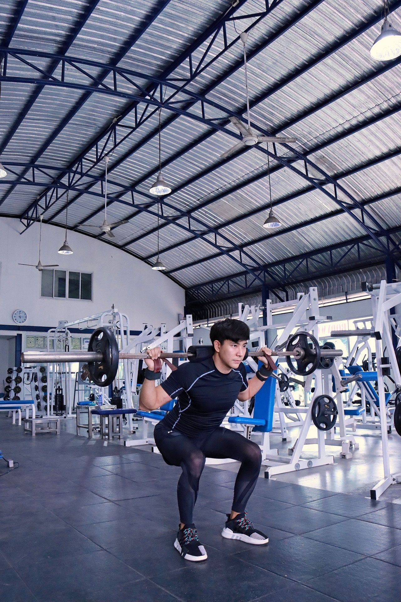 หนักได้อีก อึ้บ!