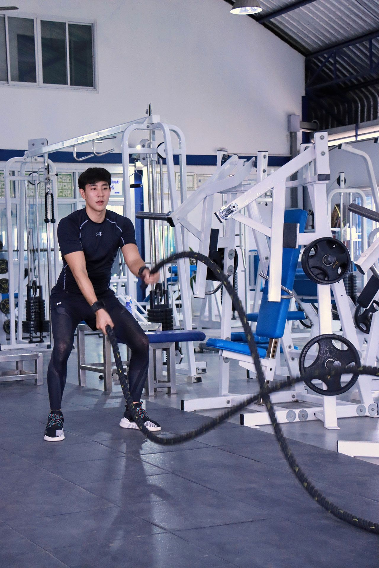 ท่าโบยแส้!