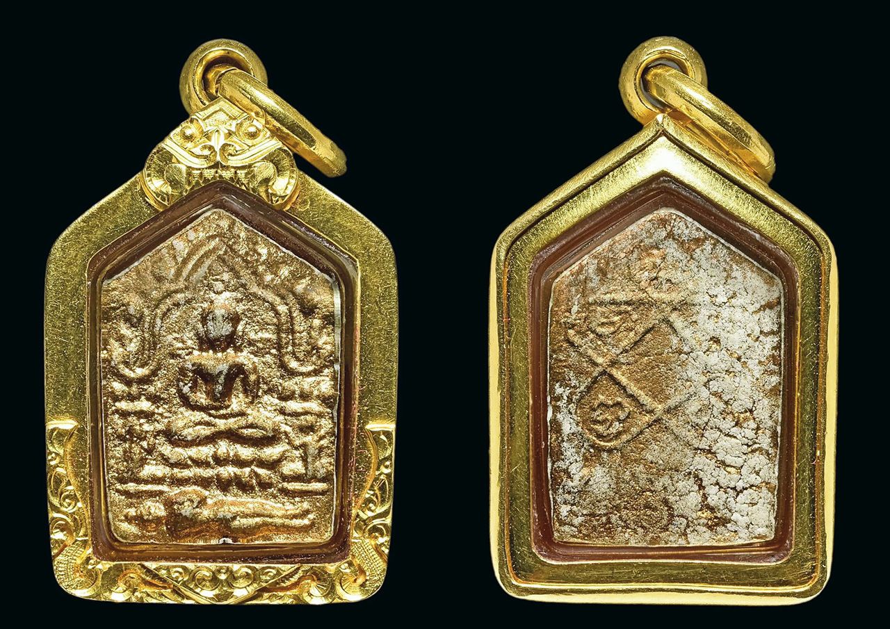พระขุนแผน ผงพรายกุมารทาทองบรอนซ์ พิมพ์เล็ก บล็อกแรก หลวงปู่ทิม วัดละหารไร่ ของ วิสูตร เจริญยนต์.