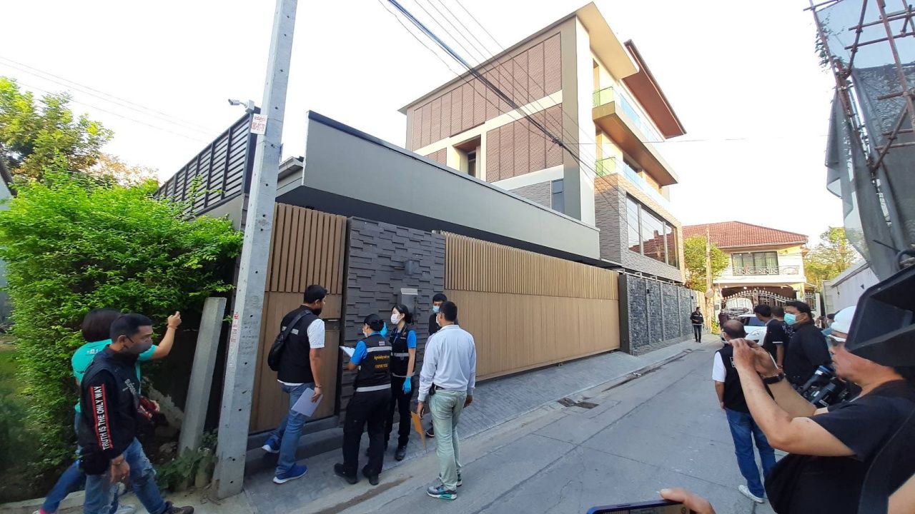 ตำรวจนำหมายค้นบ้านปาร์ตี้