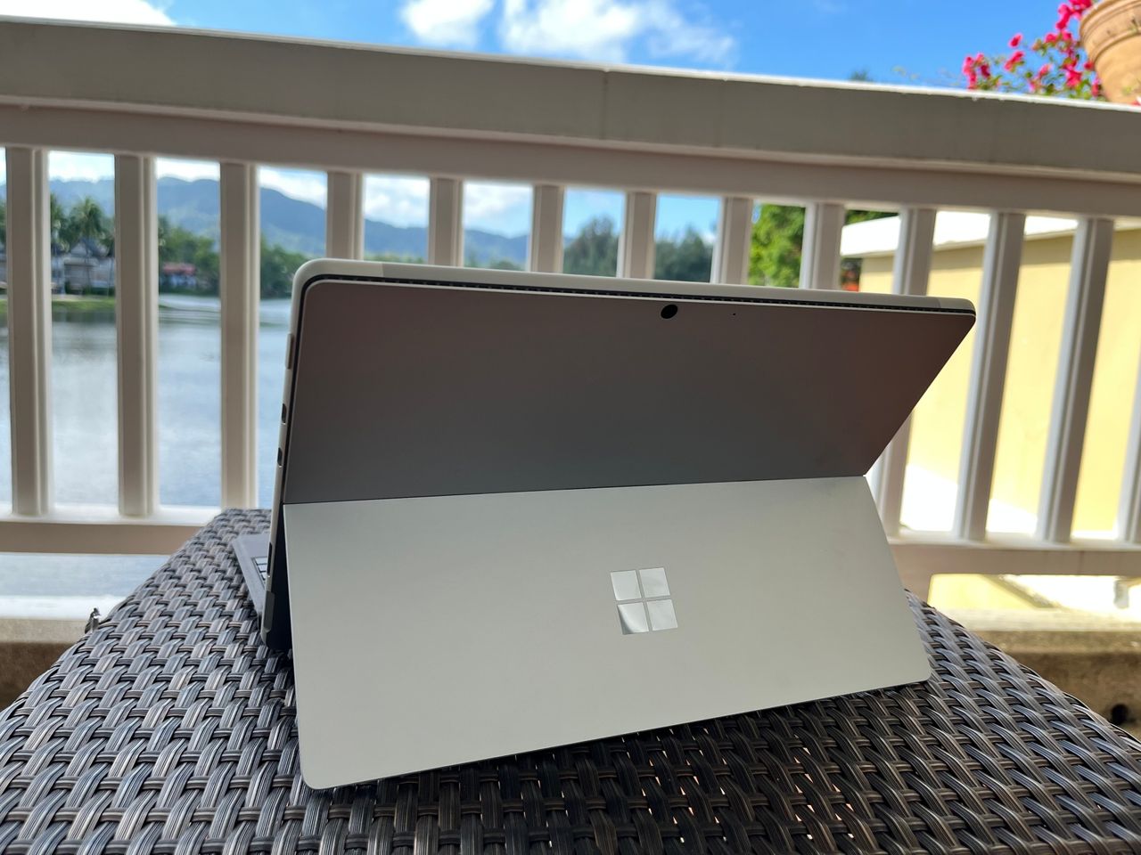 Microsoft Surface Pro 8