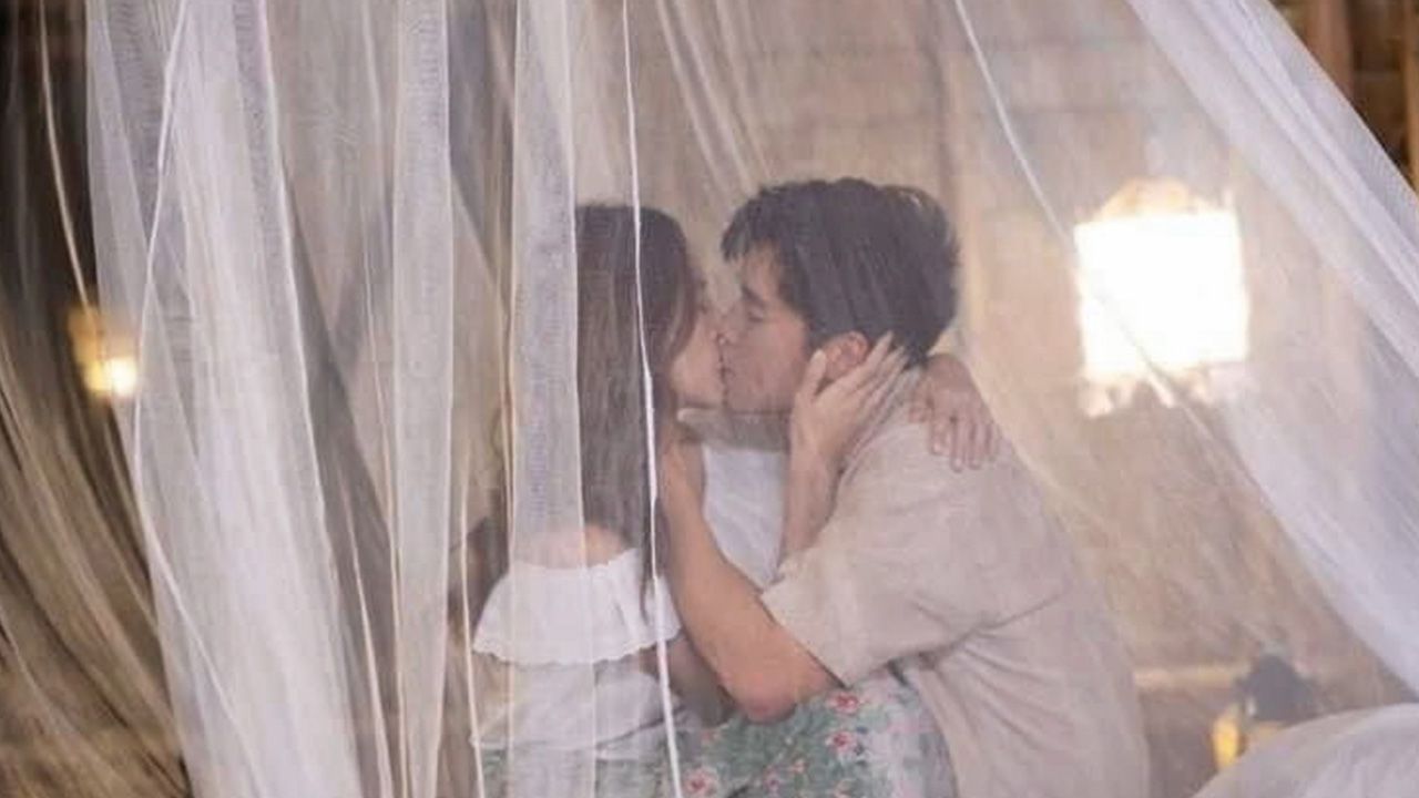 ข้ามฟากมาคู่ อาเล็ก-ธีรเดช กับ ณิชา-ณัฏฐณิชา ในละคร “เกมปรารถนา” ช่อง 3 ถ่ายทอดความรักความโหยหาผ่านเลิฟซีนเร่าร้อนแต่สุดละมุน จนแฟนคลับยกนิ้วให้