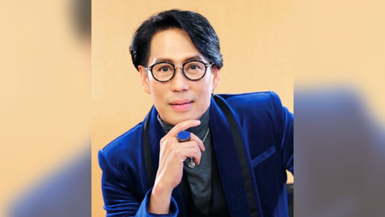 ยินดีกับ เบิร์ด-ธงไชย มีกำหนดเข้ารับพระราชทานปริญญาศึกษาศาสตรดุษฎีบัณฑิตกิตติมศักดิ์ วันที่ 21 มี.ค. ณ มหาวิทยาลัยเทคโนโลยีราชมงคลธัญบุรี จ.ปทุมธานี.