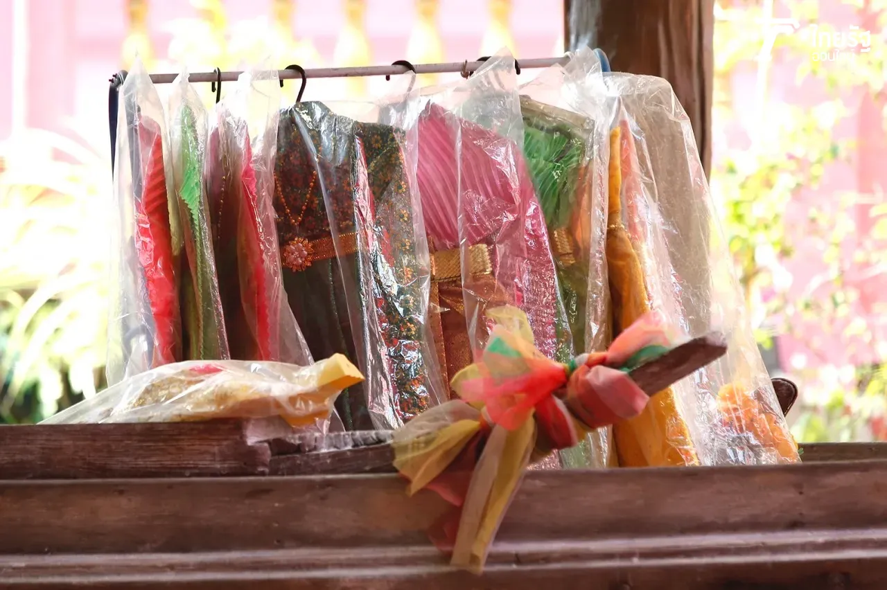 สำรวจราคาชุดไทยแก้บน ลงทุนถูก แพง ตามแรงอธิษฐาน