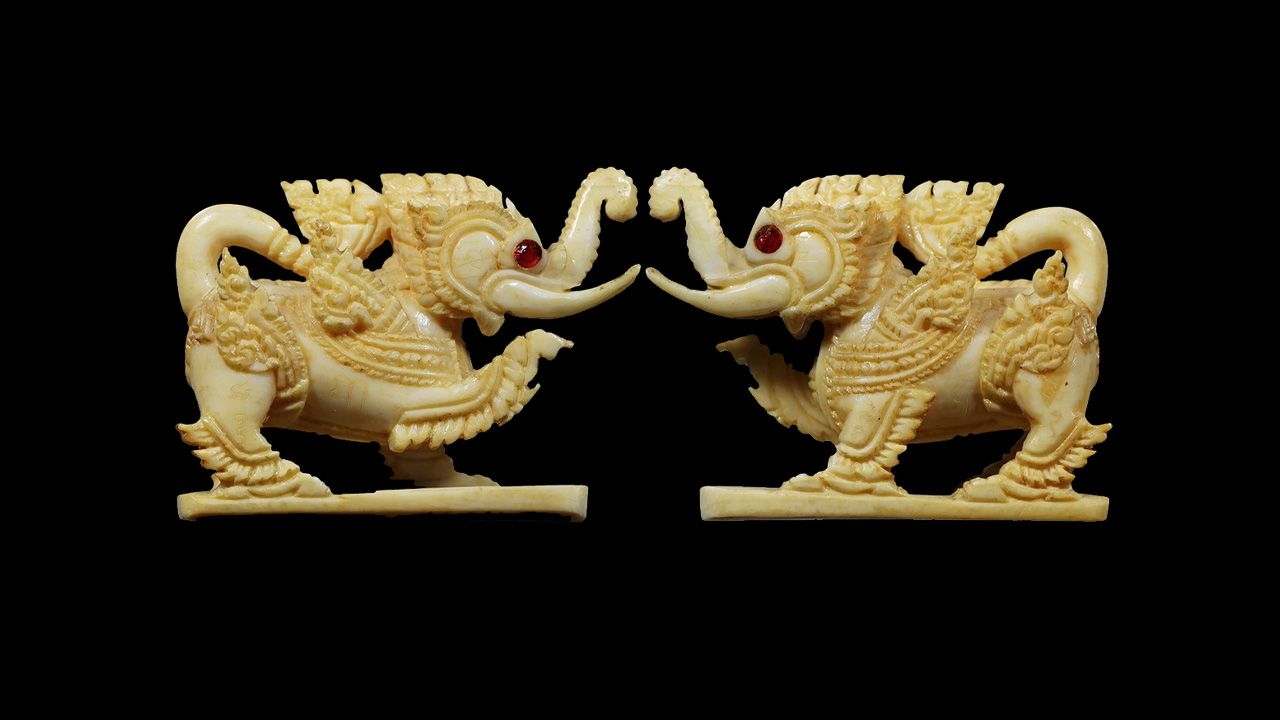 คชสีห์งาแกะ (ตัวครู) หลวงพ่อหอม วัดชากหมาก ของ เพชร อิทธิ.