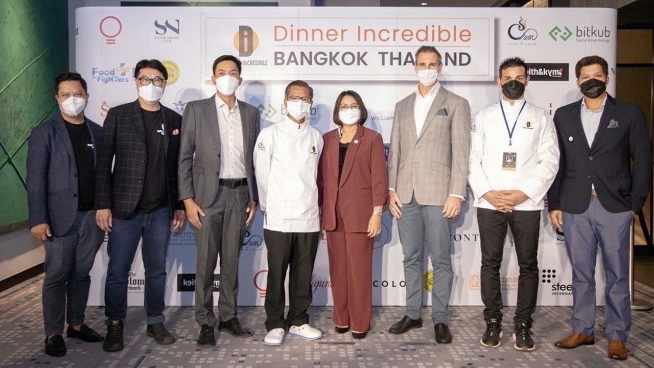 อาหารไทย  -  อรชร ว่องพรรณงาม ผอ.TCEB จัดงาน “Dinner Incredible Bangkok Thailand” โดยมี จิออร์จิโอ ดิอาน่า, จักรพันธ์ รัตนเพชร, พันธจักร ว่องปรีชา, ธนินธร จันทรวรรณ, อรรถดา คอมันตร์ และ แพทริก โบธ มาร่วมงานด้วย ที่โรงแรมคิมป์ตั้น มาลัย วันก่อน.