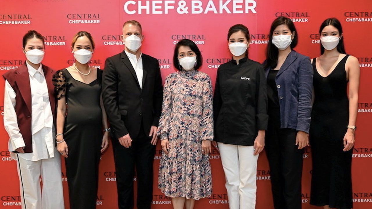 ใช้ในครัว รุ่งนิภา ศรีวิริยะเลิศกุล จัดงาน “Central Chef & Baker 2022” รวมไอเท็มสุดยอดนวัตกรรมเครื่องครัวและเครื่องครัวไฟฟ้าชั้นนำ โดยมี เจสสิก้า หวัง, สเตฟาน จูเบิร์ท, ปรัชญมน บุรณศิริ และ พิมพรรณ สุขุมวาท มาร่วมงานด้วย ที่เซ็นทรัลพลาซา ลาดพร้าว วันก่อน.