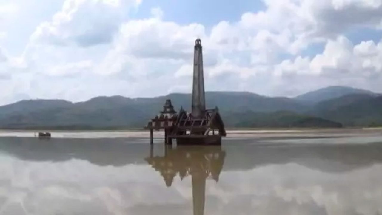 วัดกลางน้ำที่จมในเขื่อนกะทูน สร้างขึ้นมาในแหล่งชุมชน เผาได้เพียงศพเดียวก็เกิดเหตุการณ์น้ำท่วม พ.ศ. 2531