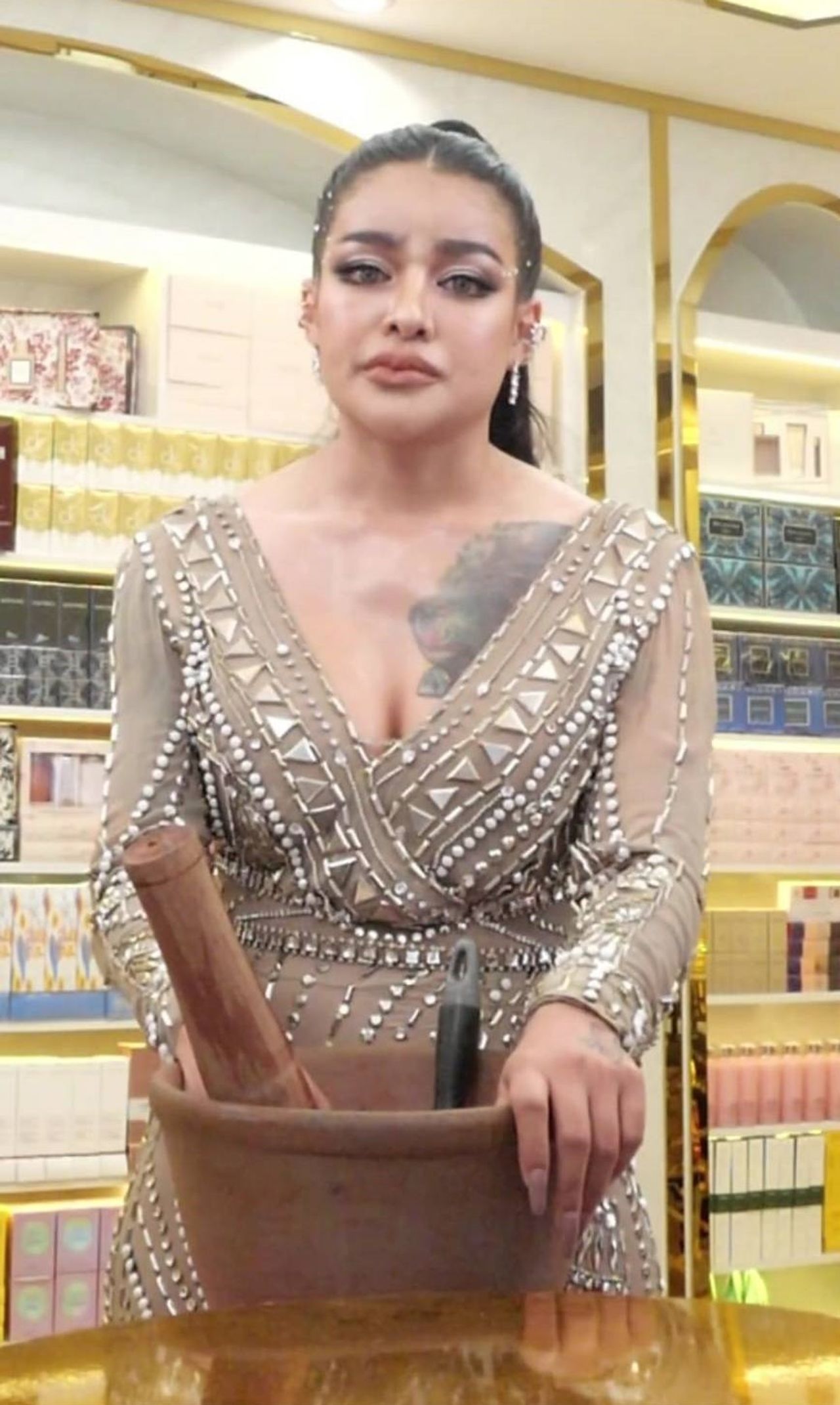 ขอบคุณภาพจากแฟนเพจ พิมรี่พายขายทุกอย่าง