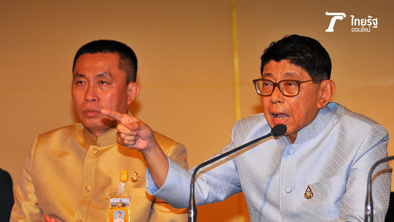 ศักดิ์สยาม ชิดชอบ รัฐมนตรีว่าการกระทรวงคมนาคม และ วิษณุ เครืองาม รองนายกรัฐมนตรี