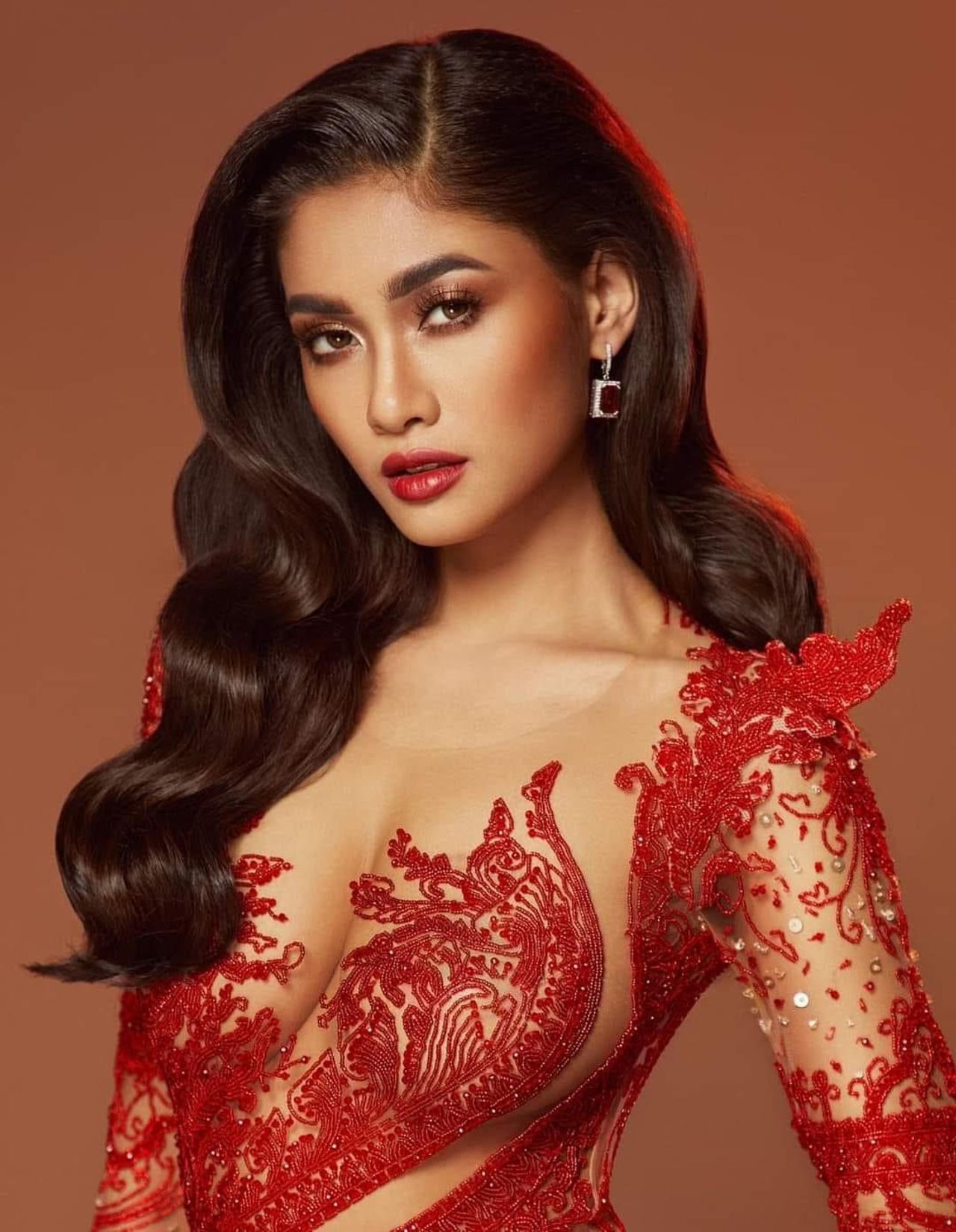 ภาพ : Miss Universe Myanmar 