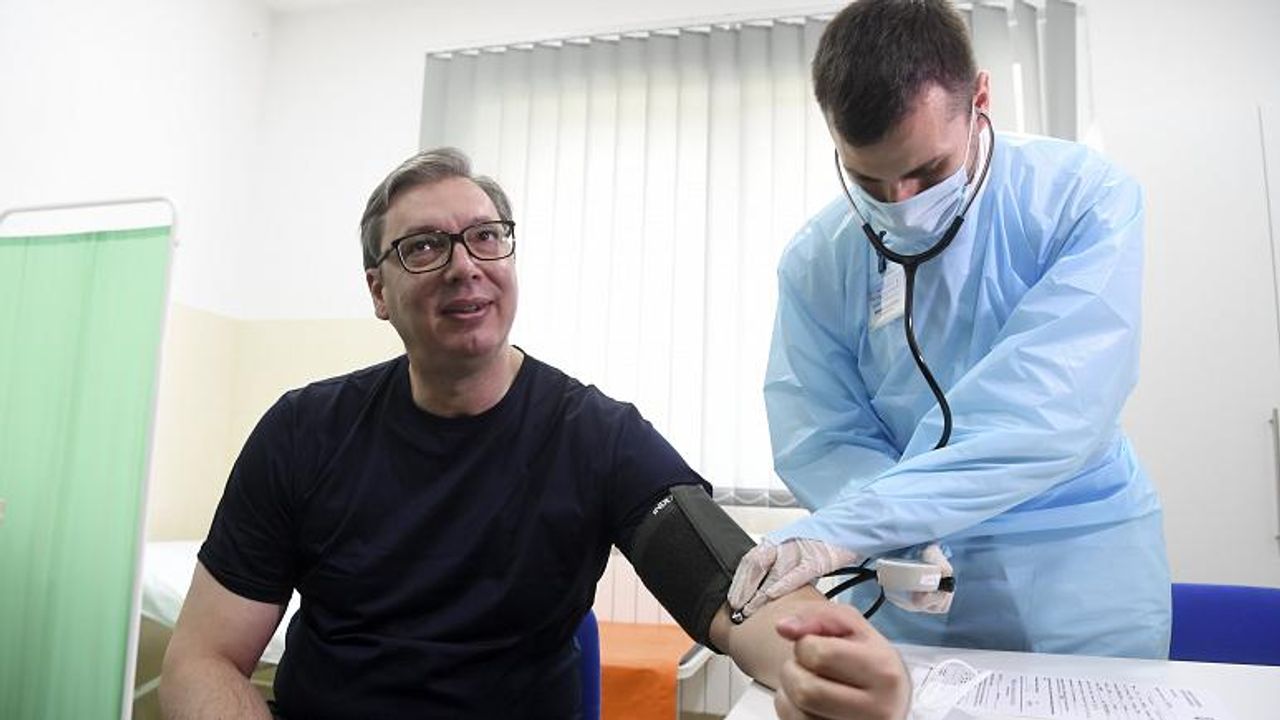 ประธานาธิบดีอเล็กซานเดอร์ บูจิช (Aleksandar Vucic) ของเซอร์เบีย