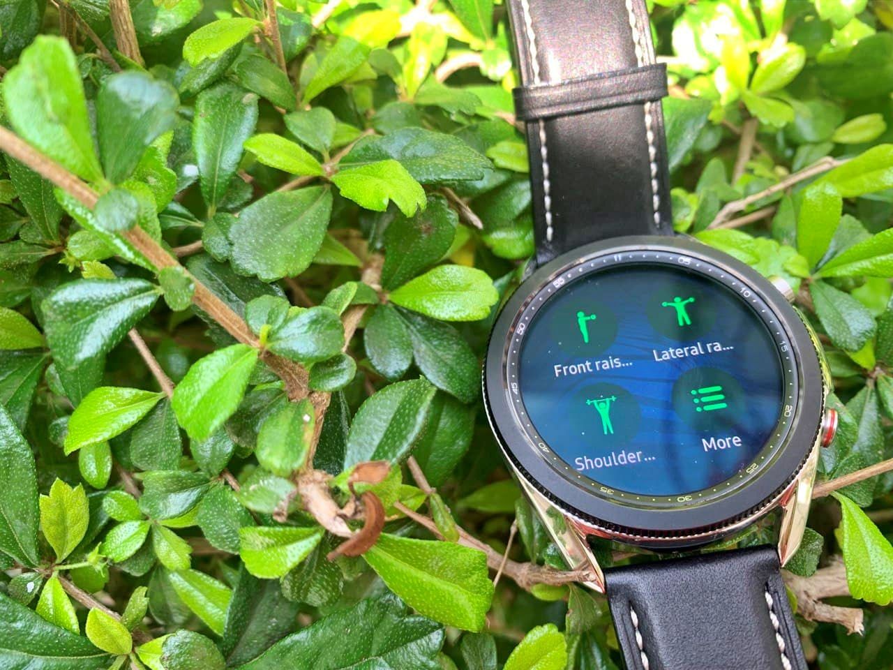 Galaxy Watch3 มีฟีเจอร์ออกกำลังกายเยอะพอสมควร