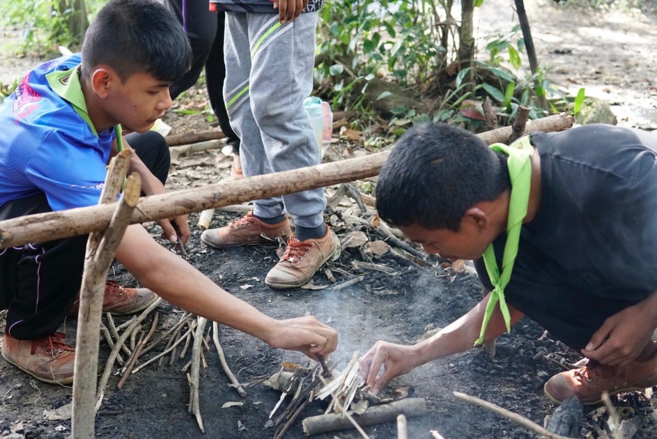วิชาต้องรอด ที่กองร้อยฝึกรบพิเศษที่ 4 ค่ายฝึกการรบพิเศษ สิชล จังหวัดนครศรีธรรมราช