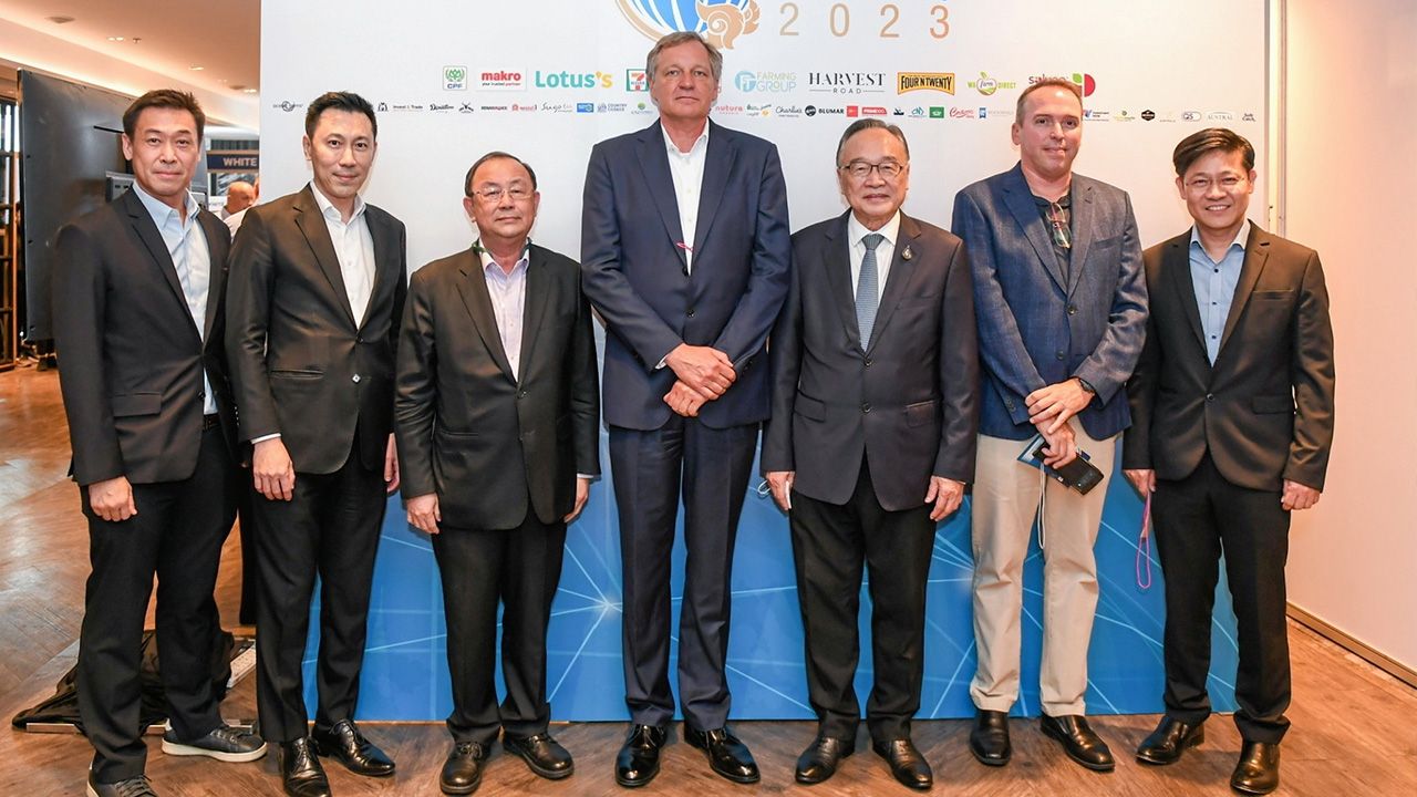 ขยายโอกาส - อดิเรก ศรีประทักษ์ เยี่ยมชมงาน Global Sourcing Business Matching 2023 เพื่อให้กิจการซีพีเอฟในต่างประเทศและคู่ค้าผู้ผลิตอาหารคุณภาพสูงจากทั่วโลกได้แลกเปลี่ยนโอกาสทางการค้า โดยมี เอกปิยะ เอื้อวุฒิเกริก ให้การต้อนรับ ที่โรงแรมแมริออท มาร์คีส์ วันก่อน.