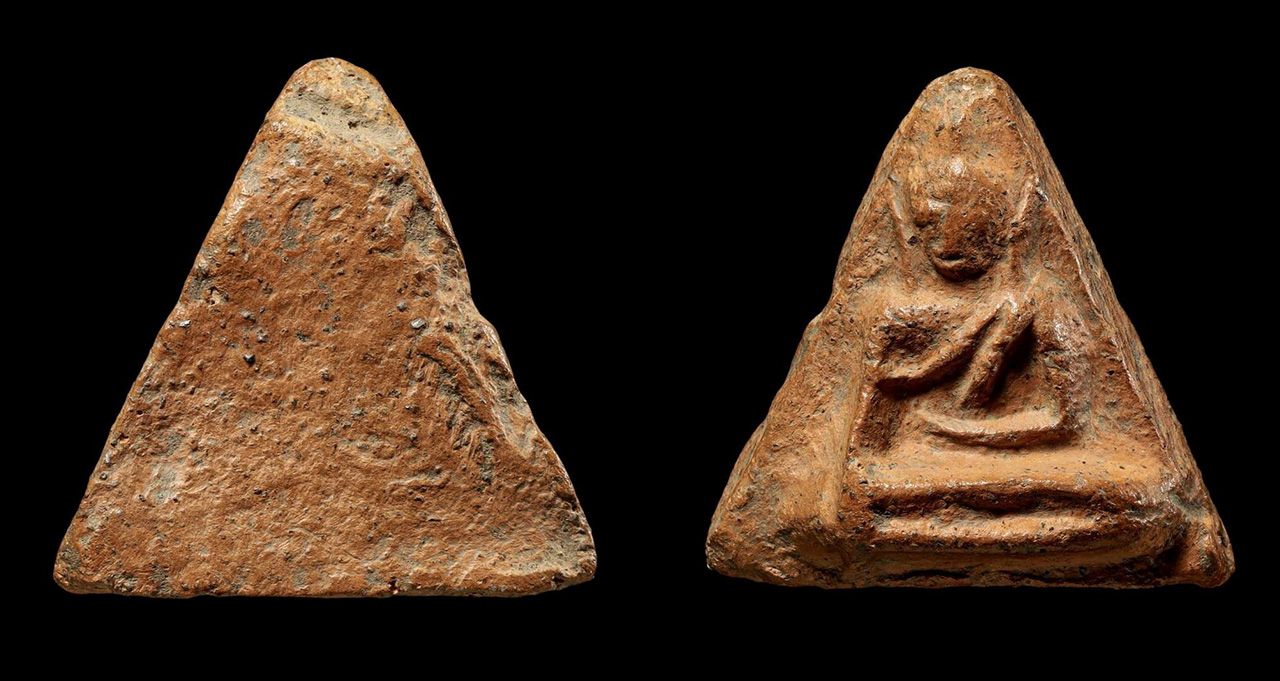 พระนางพญา กรุโรงทอ วัดโพธิ์ ของซุย แม่จัน.