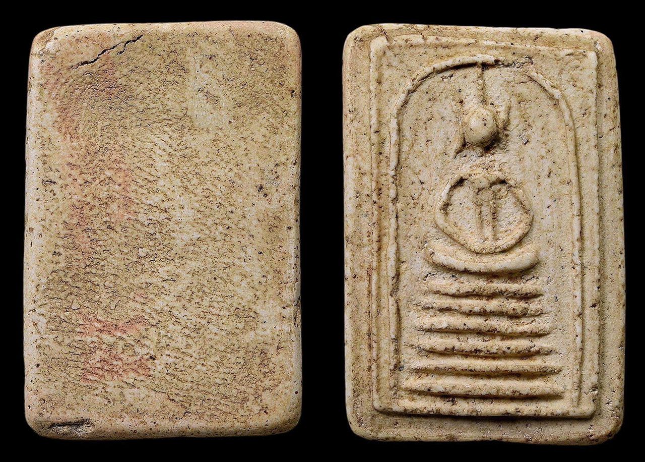 พระสมเด็จเกศไชโย พิมพ์ ๖ ชั้นอกตัน วัดไชโยวรวิหาร ของอิทธิ ชวลิตธำรง.