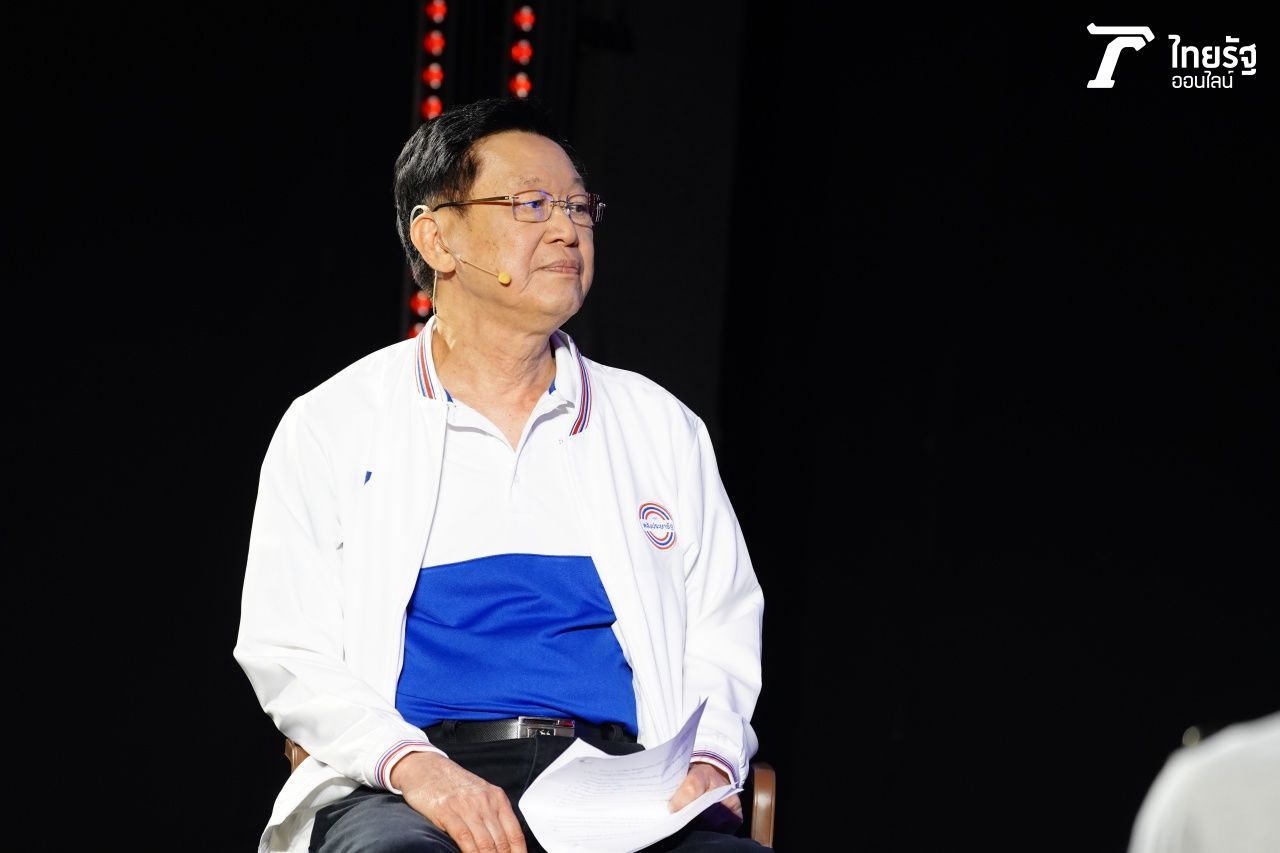 นายไพบูลย์ นิติตะวัน รองหัวหน้าพรรคพลังประชารัฐ