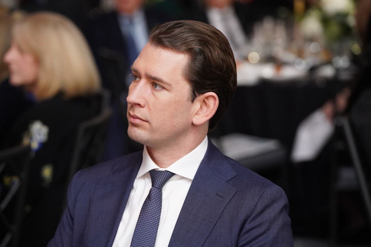 เซบาสเตียน คูร์ซ (Sebastian Kurz) อดีตนายกรัฐมนตรี ประเทศออสเตรีย อายุ 37 ปี
