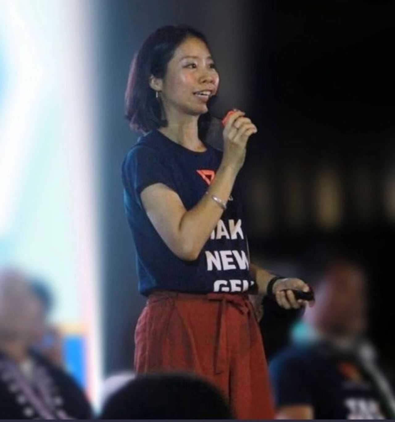 นางสาวศนิวาร บัวบาน ลำดับที่ 25