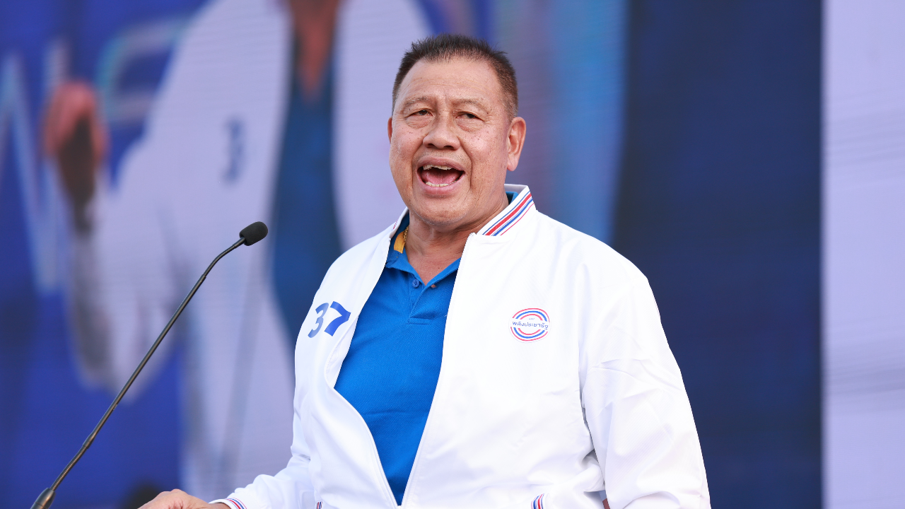 ปัดพลังประชารัฐออกนโยบายตัดหน้าเพื่อไทย เมินโพล บอกหักปากกาเซียนทุกรอบ