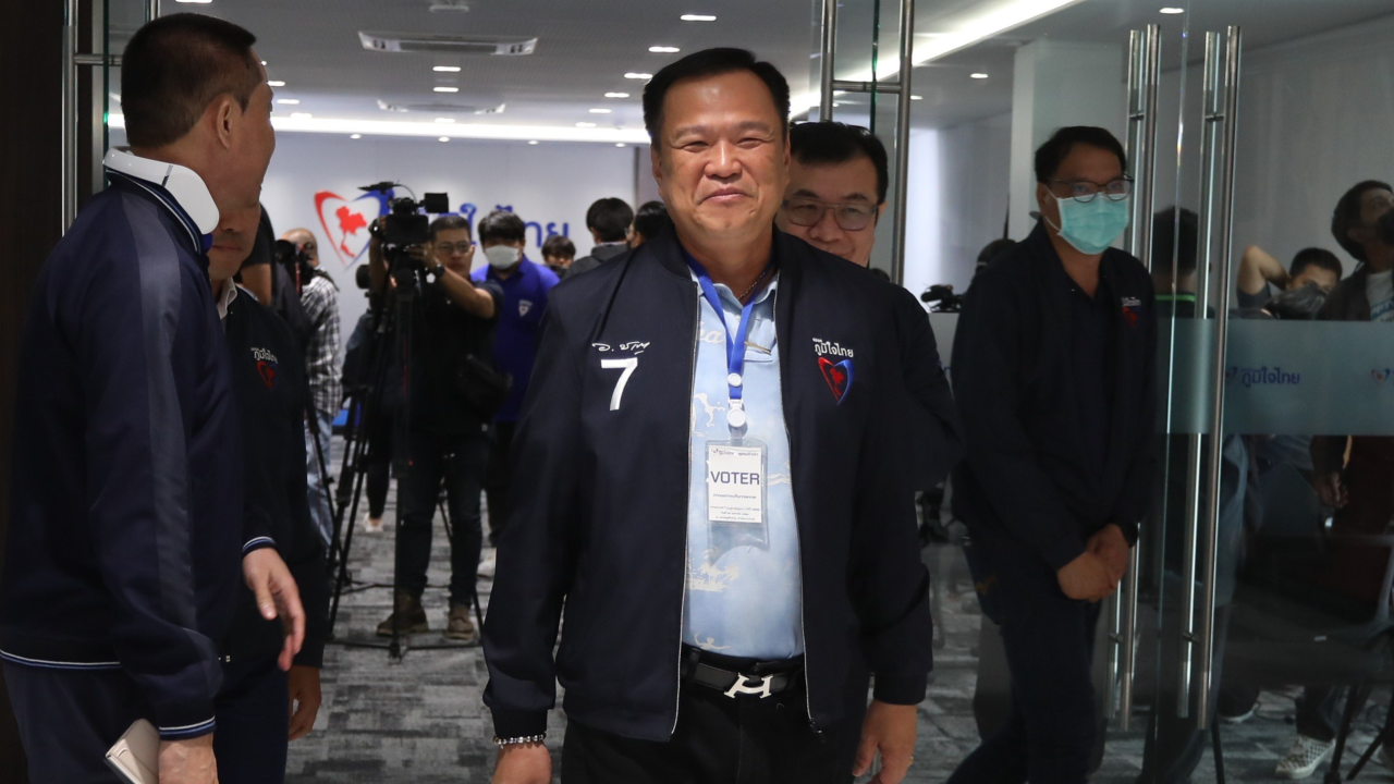 "อนุทิน" จ่อนำ ภูมิใจไทย ตอกเสาเข็มจังหวัดฝั่งอันดามัน กวาด 12 ส.ส.