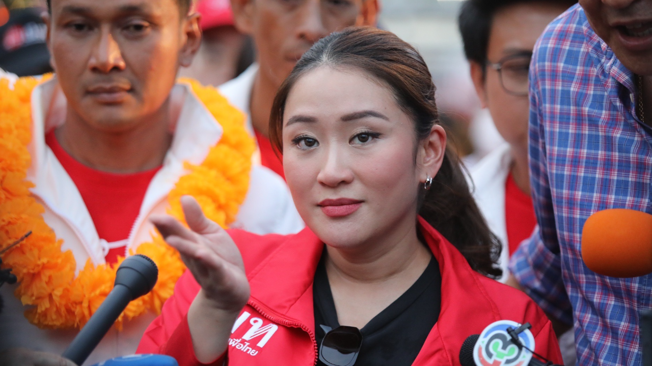 เลือกตั้ง 66 : “อิ๊งค์” ตอกกลับ “ธรรมนัส” ย้ำมติเพื่อไทย ไม่จับมือ “ลุงตู่-ลุงป้อม”