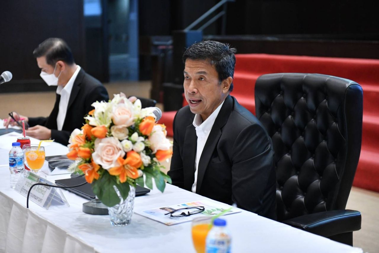 ชัชชาติ สิทธิพันธุ์ ผู้ว่าราชการกรุงเทพมหานคร