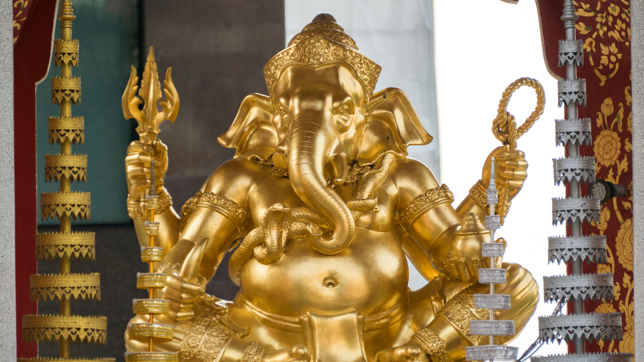บทสวดพระพิฆเนศ เทพแห่งความสำเร็จ ปลดหนี้ บันดาลโชคลาภ