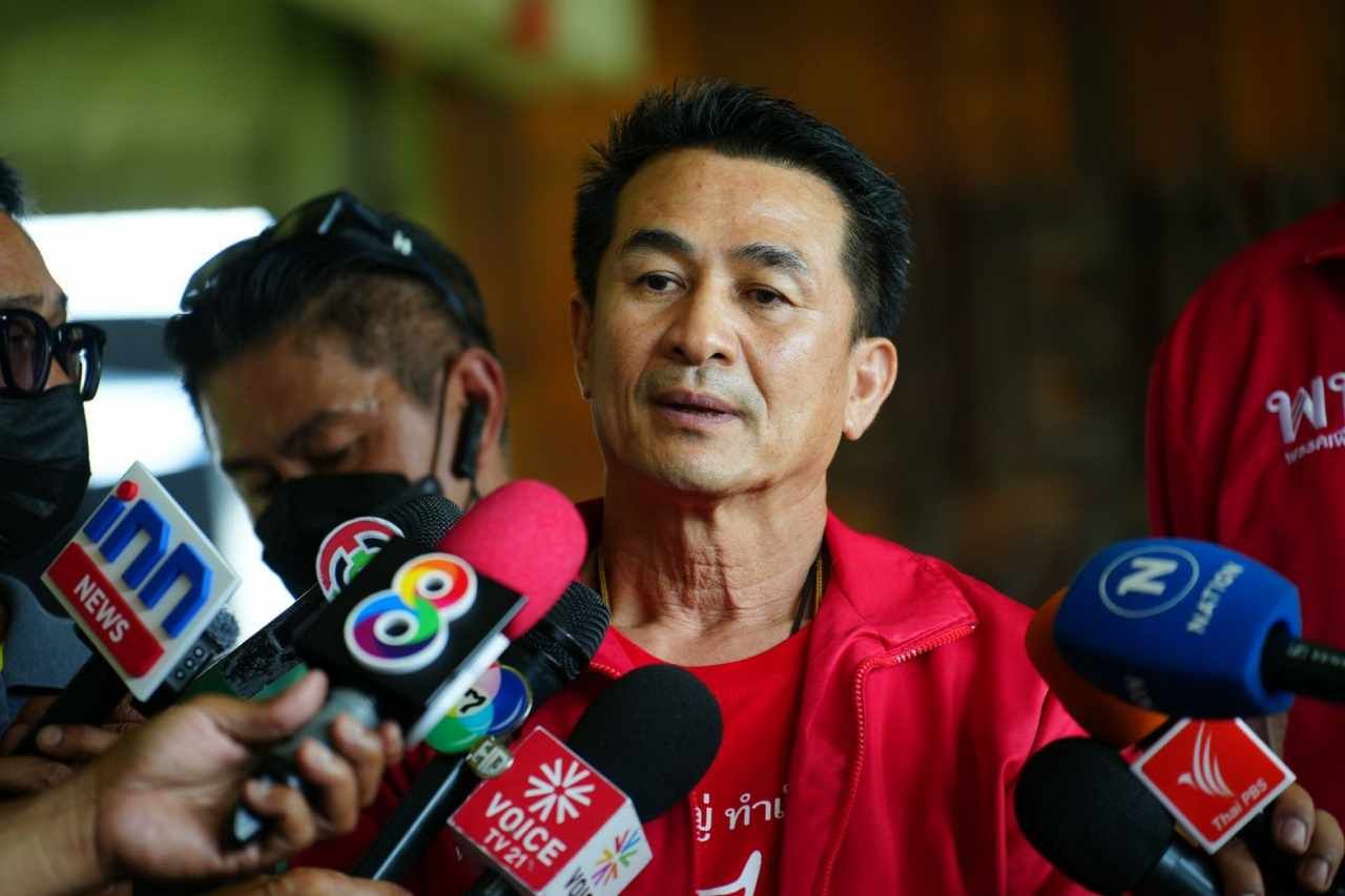 นพ.ชลน่าน ศรีแก้ว หัวหน้าพรรคเพื่อไทย