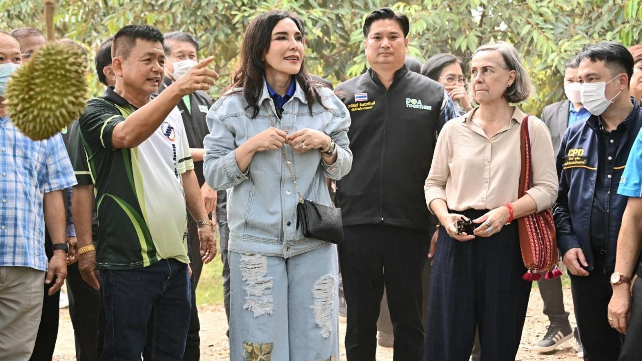 "มนัญญา" ติวเข้มมือตัดสกัดทุเรียนอ่อน หนุนส่งออกคุณภาพที่ดี