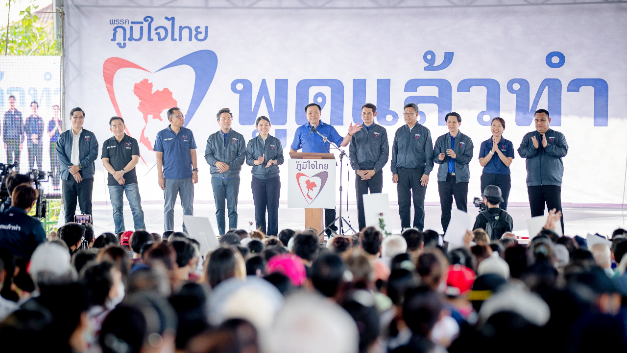 "อนุทิน" ลุยปทุมฯ ขอตอกเสาเข็มเพิ่ม จับมือ "บิ๊กแจ๊ส" สร้าง "โมโนเรล"