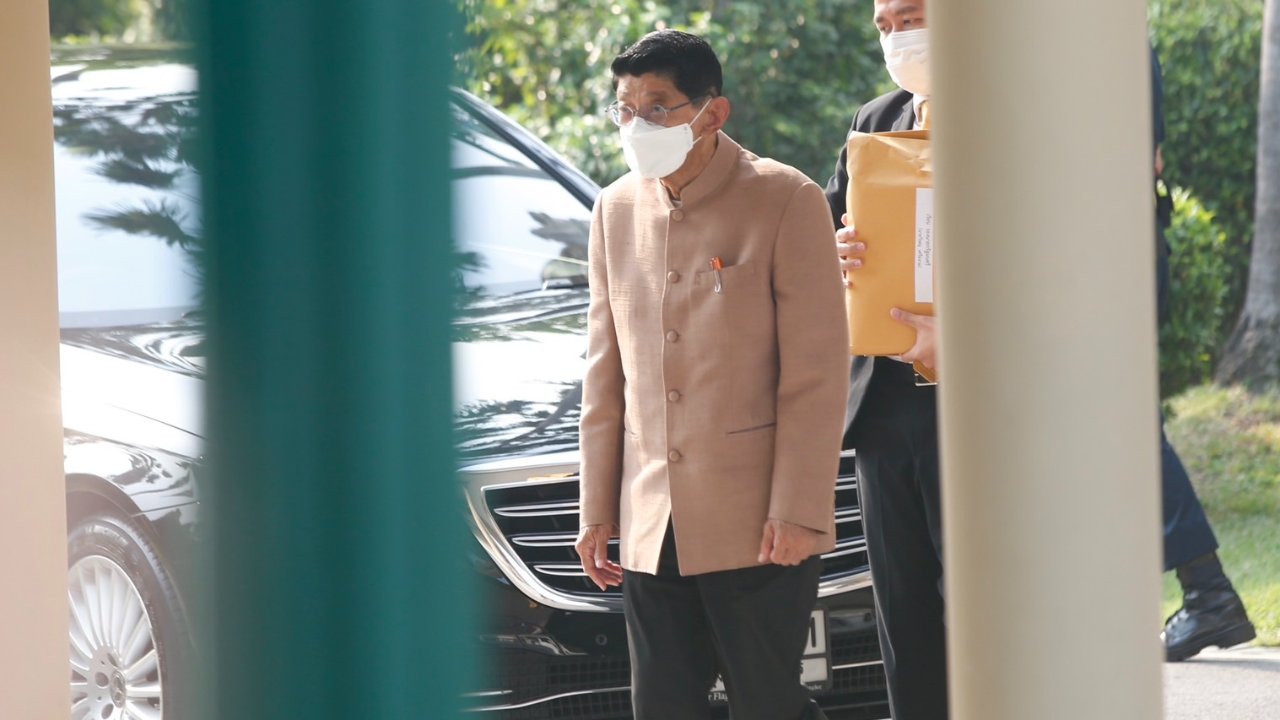 เลือกตั้ง 2566 : “วิษณุ” ยัน นายกฯ ไม่ได้พูดกรอบยุบสภา ไม่รู้ ยุบ 20 มี.ค.