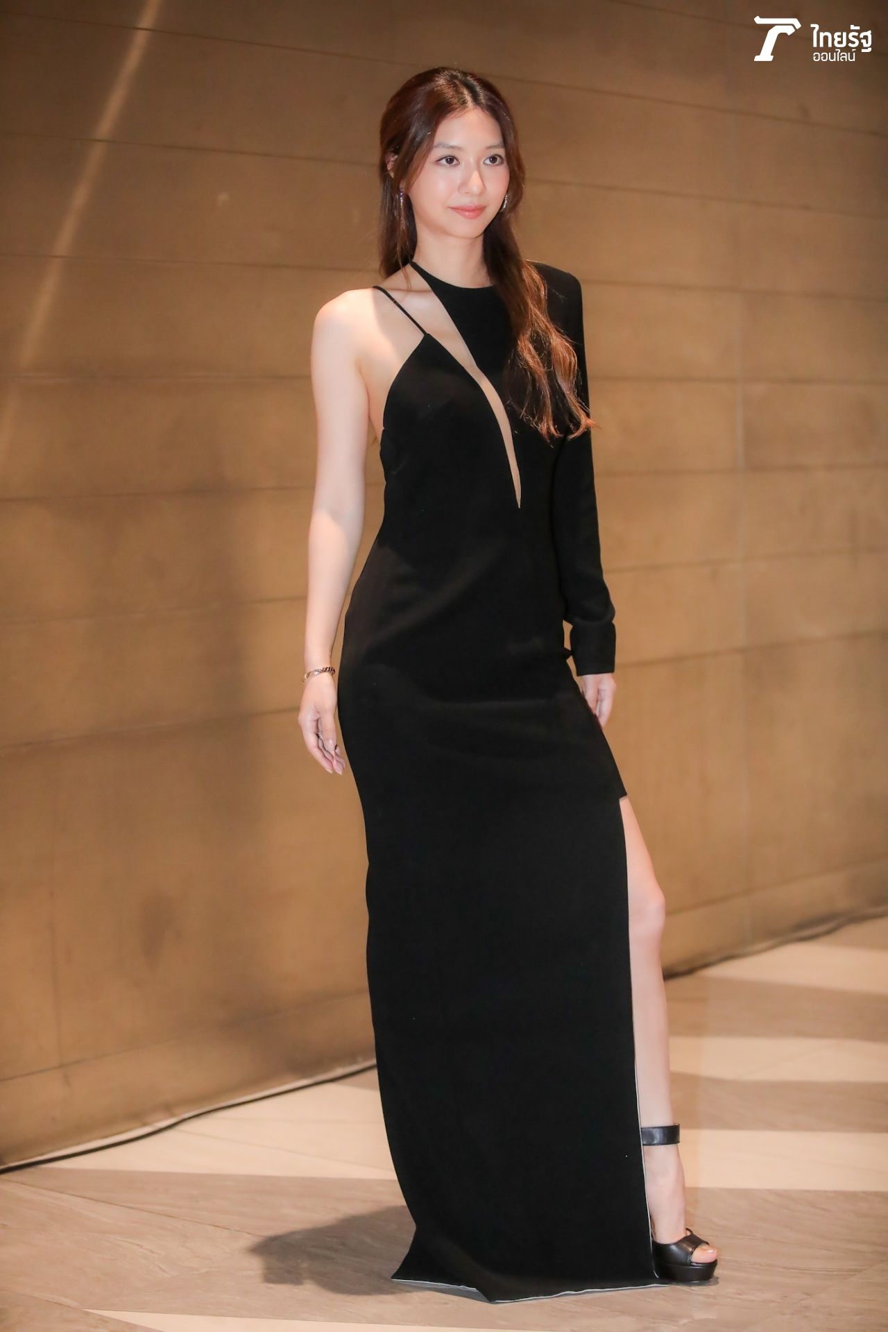 มิว นิษฐา 