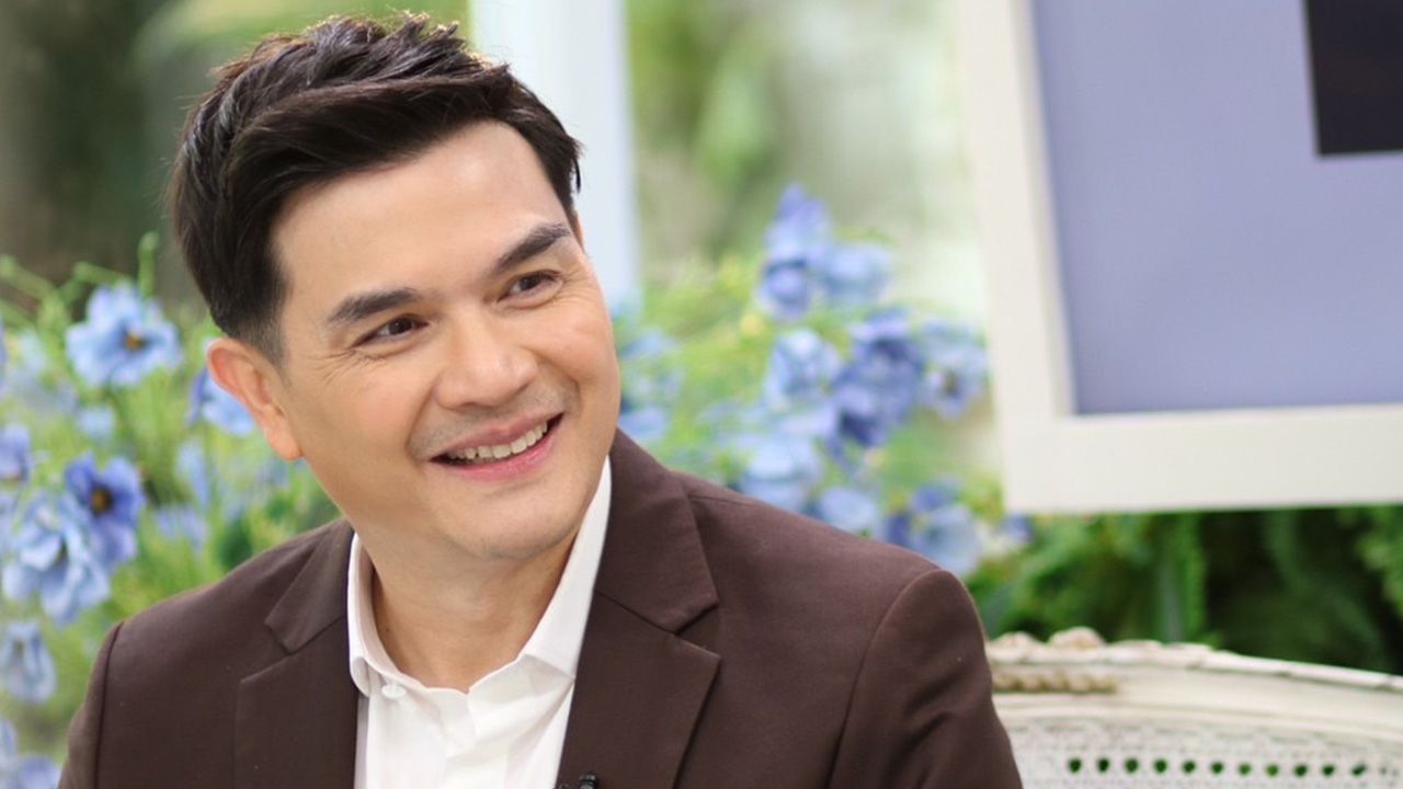 อดีตพระเอกดัง แจ๊บ เพ็ญเพชร ยอมรับชีวิตคู่เคยมีปัญหา หยุดเจ้าชู้เพราะเมียคนล่าสุด