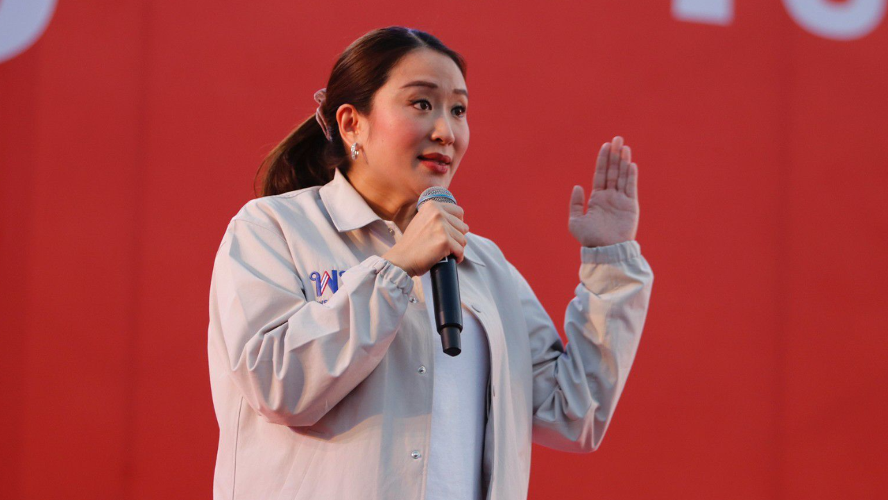 เลือกตั้ง 2566 : “อิ๊งค์” ถามคนโคราช จำ “ทักษิณ” ได้ไหม อาสาขอล้างหนี้ให้