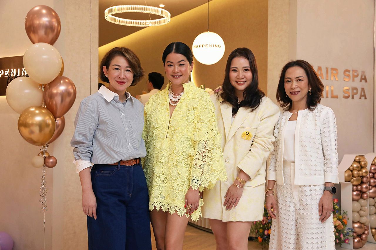 อรธิรา ภาคสุวรรณ์, กษิมา โฆษิตานนท์, นวพร จงเร่งเพียร และสุธาวดี ศิริธนชัย
