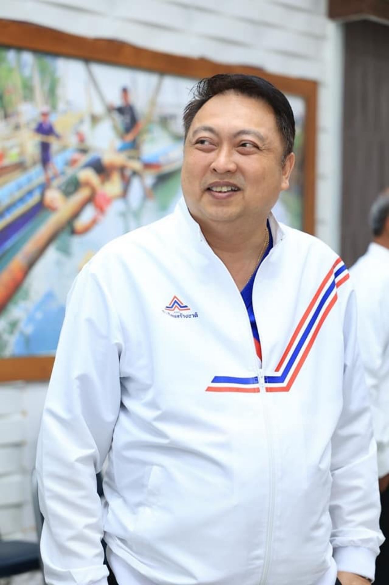 สุชาติ ชมกลิ่น