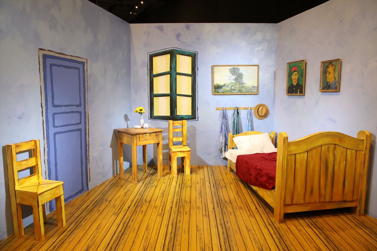 ห้องนอนจำลองที่มาจากภาพ Bedroom in Arles