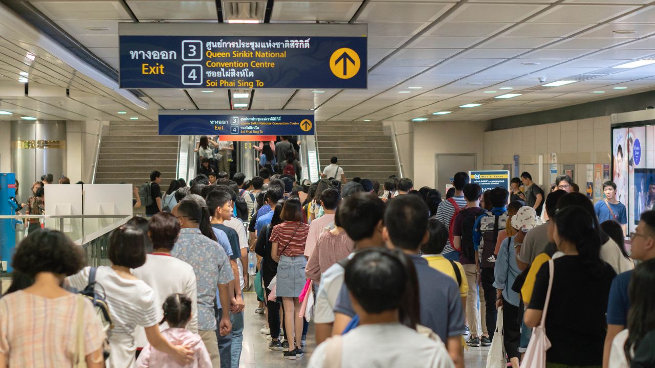 วิธีเดินทางไปงานหนังสือแห่งชาติ 2566 ที่ทำได้ง่ายที่สุด แนะนำเดินทางด้วย MRT