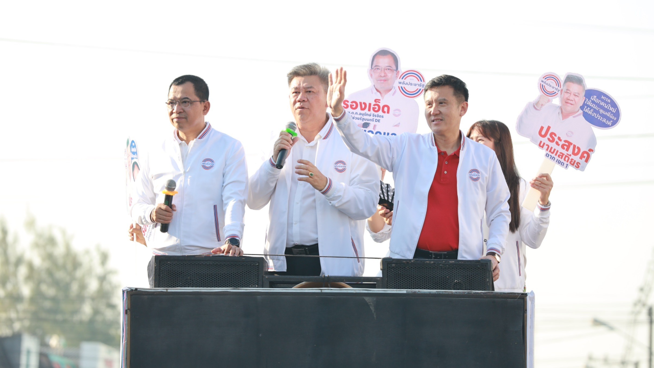 เลือกตั้ง 2566 : "ชัยวุฒิ" ผนึก "ธรรมนัส" มั่นใจ พปชร.กวาด ส.ส.ยก จ.ตาก