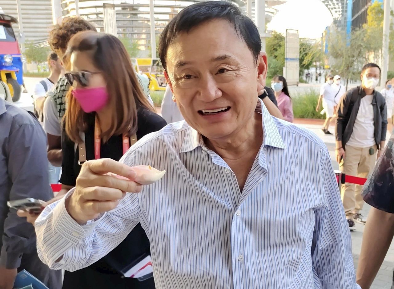 ทักษิณ ชินวัตร ใช้ชีวิตในต่างแดน กว่า 17 ปี