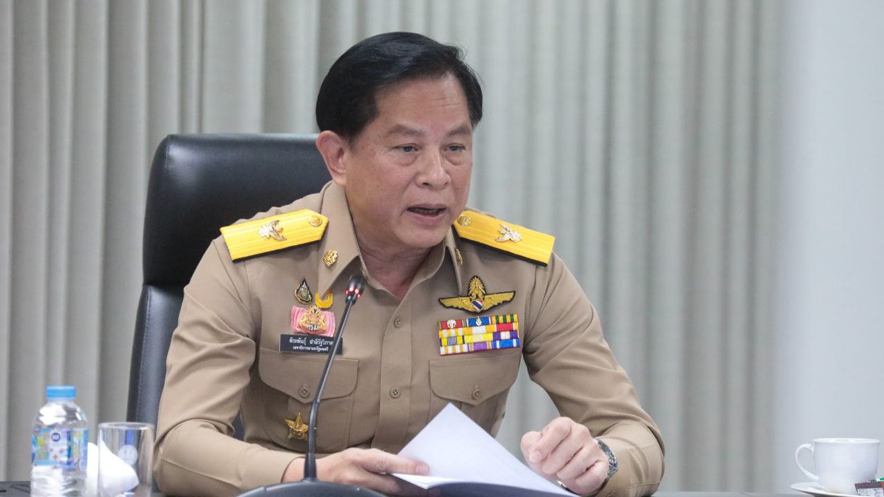 ลั่น “บิ๊กป้อม” ไม่ได้ปาดหน้า รทสช. ยัน “ลุงตู่” เริ่มบัตรสวัสดิการแห่งรัฐ