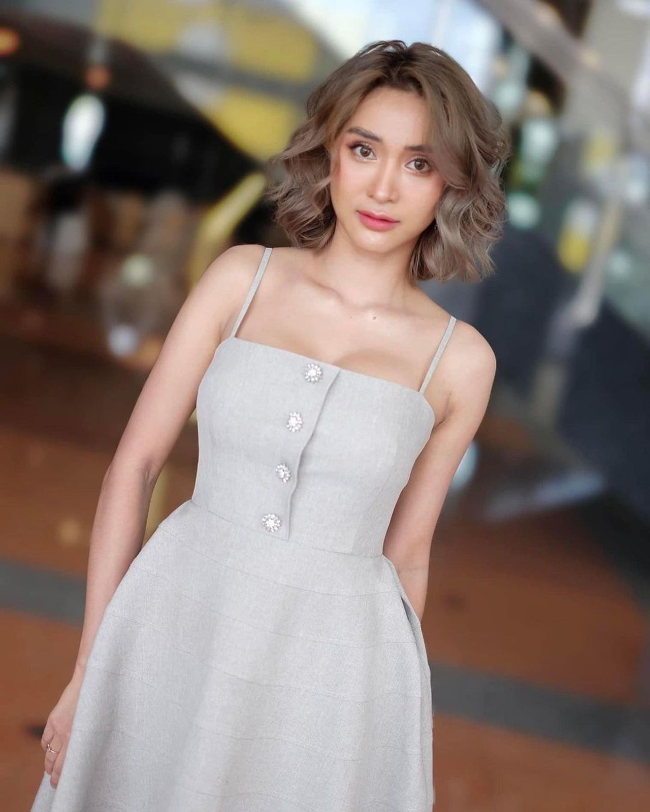 มินดา มีทรัพย์สิน