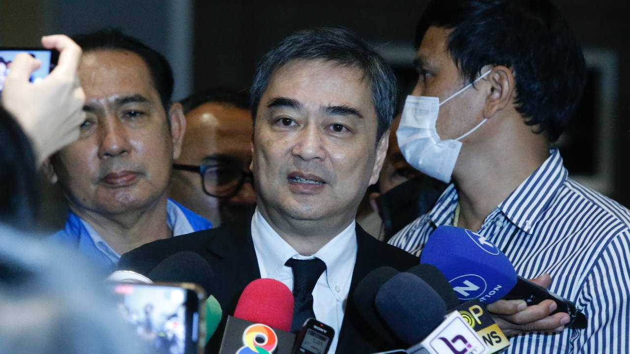 เลือกตั้ง 2566 : "มาร์ค" เผย "จุรินทร์" ยังไม่ได้ติดต่อมาให้ช่วยงานพรรค