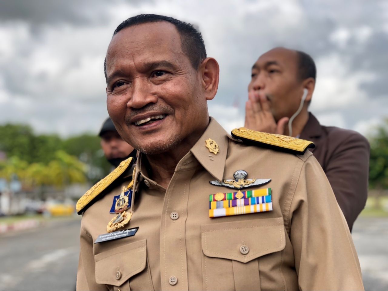 อาญาสิทธิ์ ศรีสุวรรณ