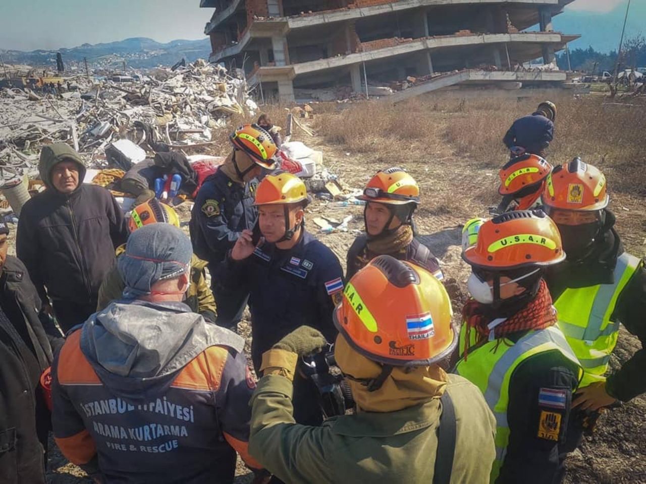 ทีม USAR Thailand ที่เข้าร่วมการปฏิบัติภารกิจที่ตุรกี (ภาพจาก ปภ.)
