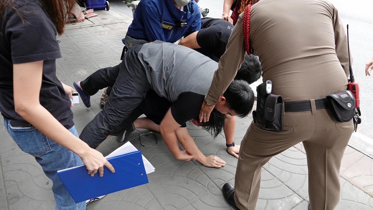 ซิวอดีตทนายโฉด ทําโปรไฟล์ปลอมหลอกสาวซึมเศร้า จนเกือบฆ่าตัวตาย