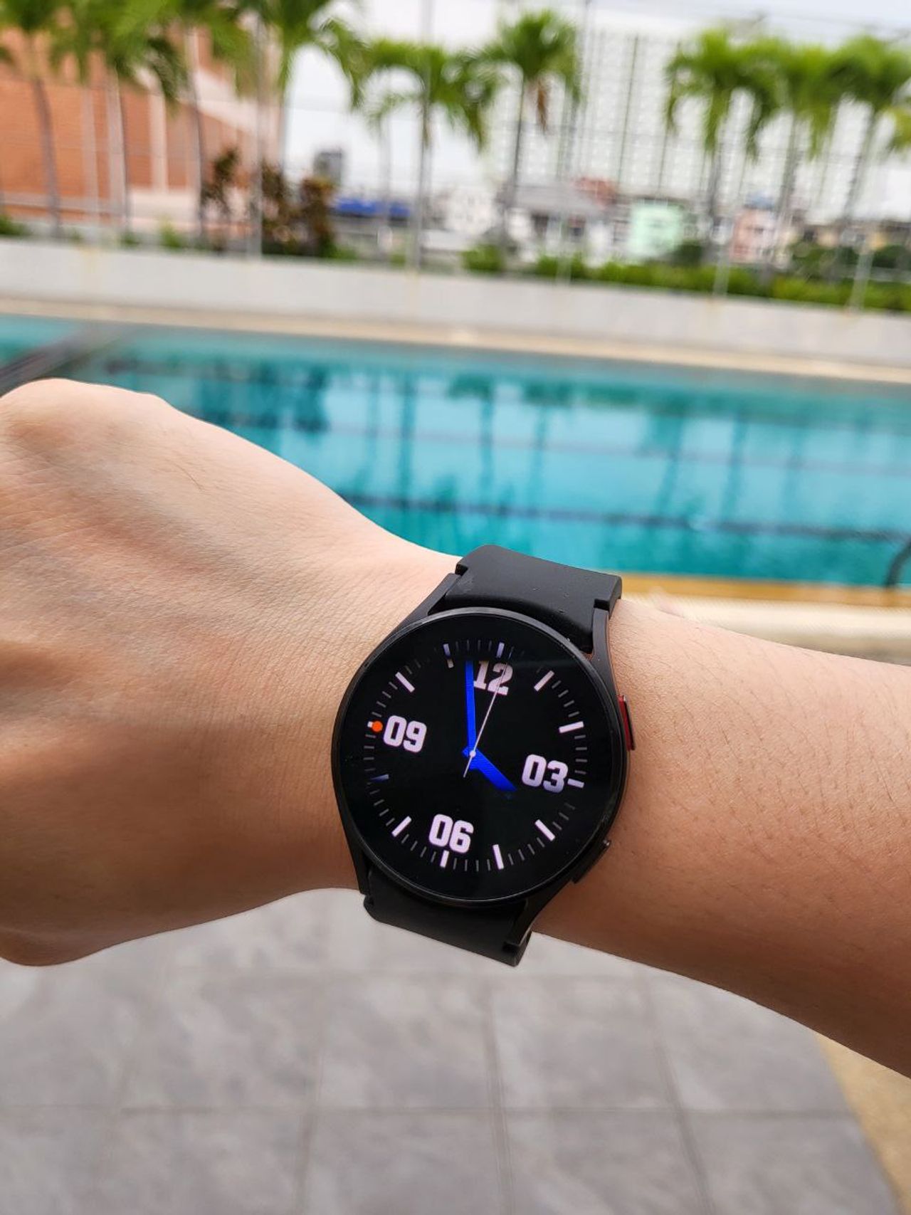 มีข้อเสียเรื่องของแบตเตอรี่นิดหน่อย เพราะในบางครั้งอาจใช้งานได้ไม่เต็มวัน